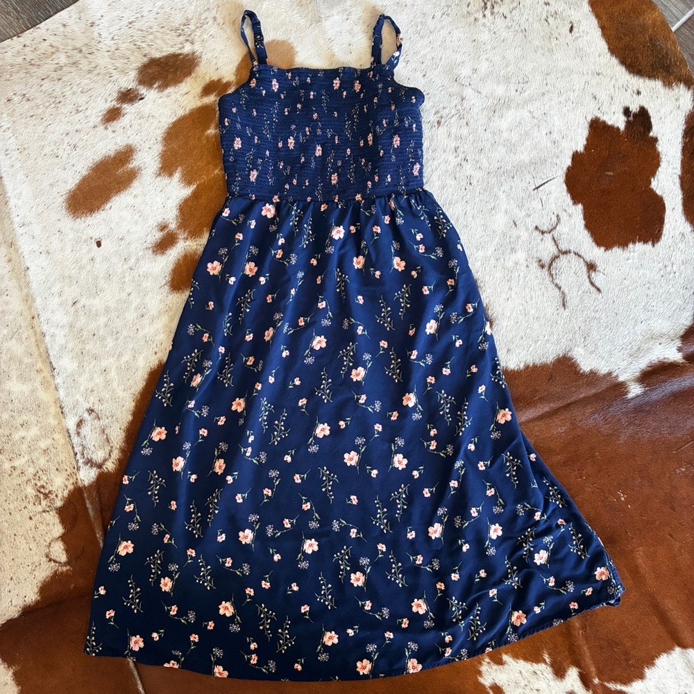 Old Navy Navy Floral Smocked Midi Dress